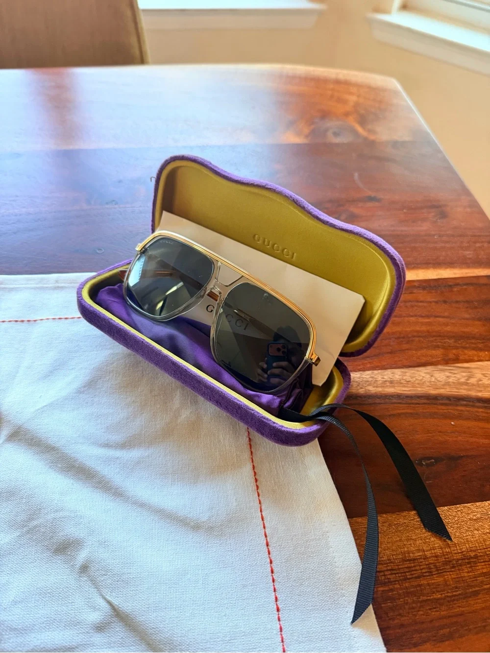 Gucci Men’s Gold Frame Aviator Sunglasses with Dark Gray Lenses